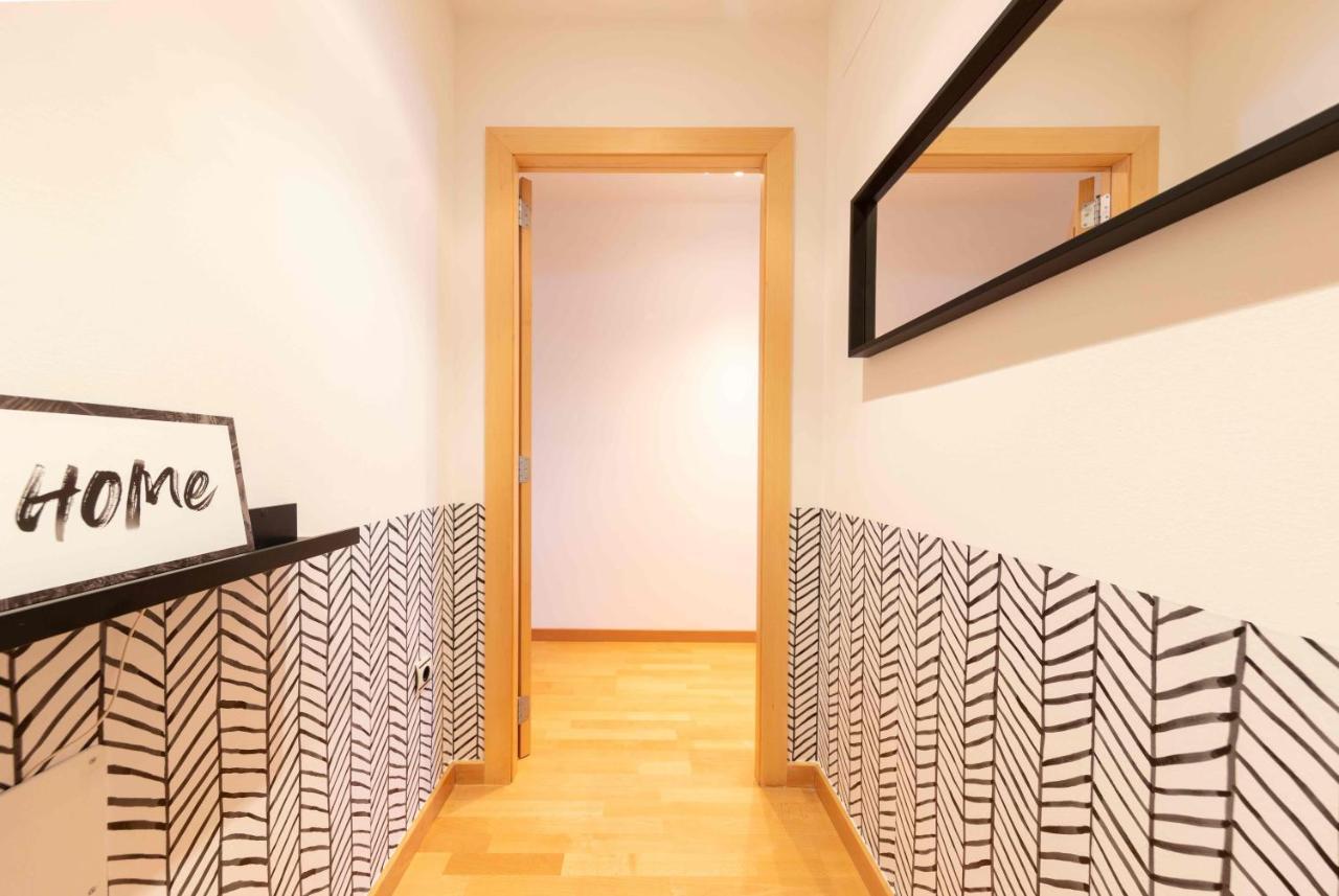 El Capricho Terrassa. Apartment Exterior photo